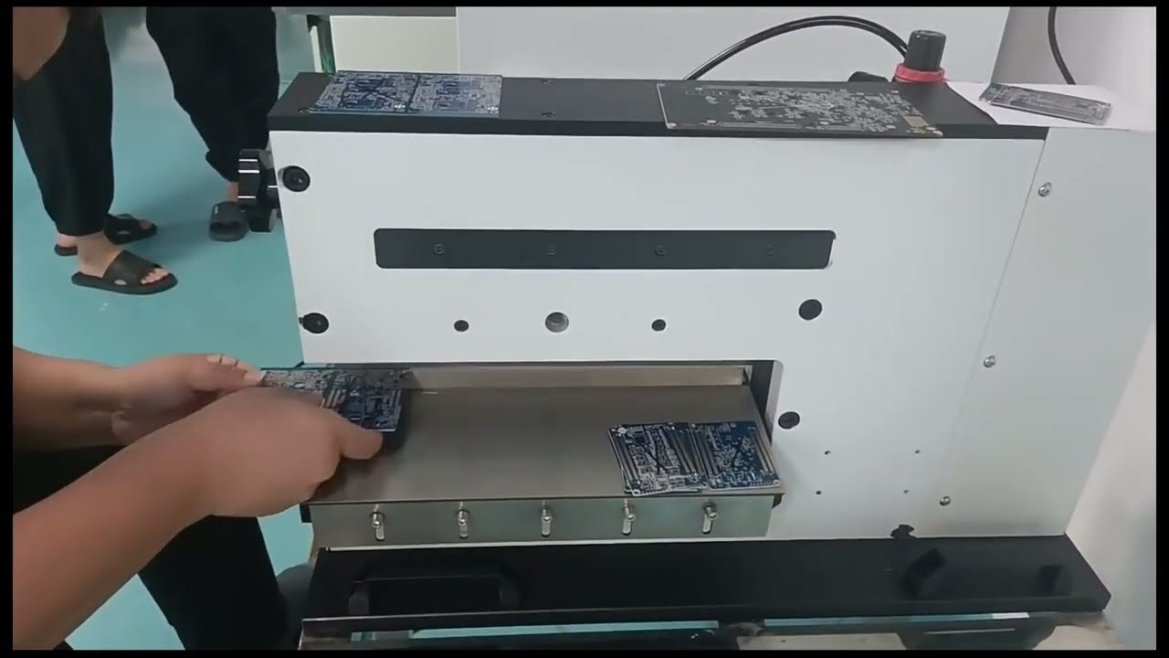 Máy Tách Bảng Mạch Trực Tuyến Dạng Ray | Dây Chuyền SMT AOI | Máy Đục Màng PCB Chính Xác