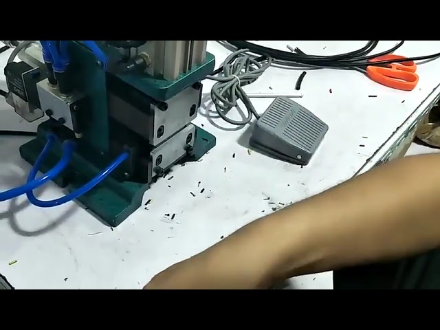 Máy bóc vỏ cáp khí nén - Lưỡi dao bóc dây điện tùy chỉnh chính xác