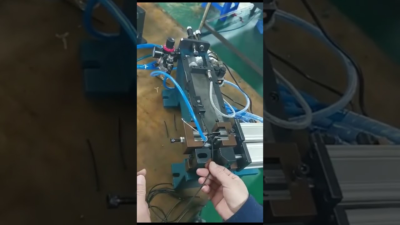 Máy Bóc Vỏ Cáp Vuông Lớn Khí Nén - Máy Tuốt Dây Cáp Chạy Gas & Điện Công Nghiệp