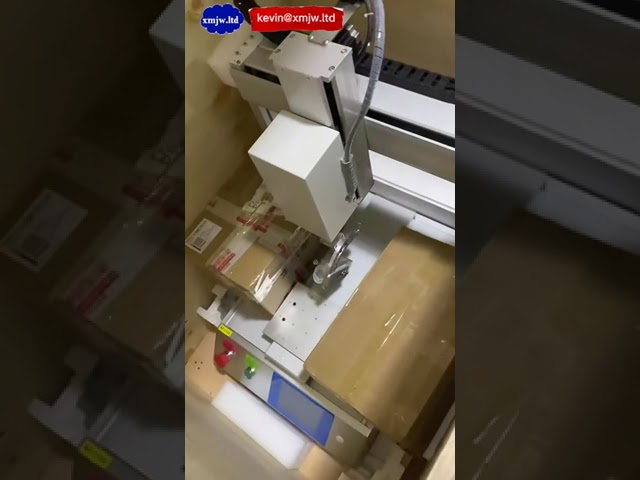 Robot phun keo tự động xoay linh hoạt 4 trục - Máy phun keo robot chính xác cao