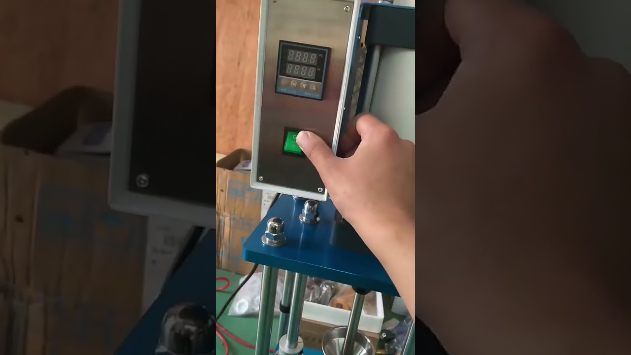 Máy ép nhựa mini - Máy sản xuất nhựa nhỏ gọn phù hợp xưởng vừa và nhỏ