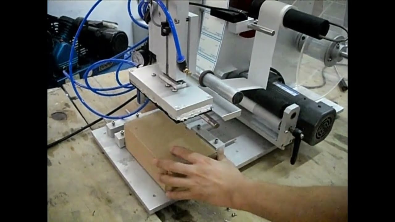 Máy Dán Nhãn Bề Mặt Phẳng Để Bàn - Máy Dán Nhãn Tự Động Cho Chai Phẳng, Tốc Độ Cao