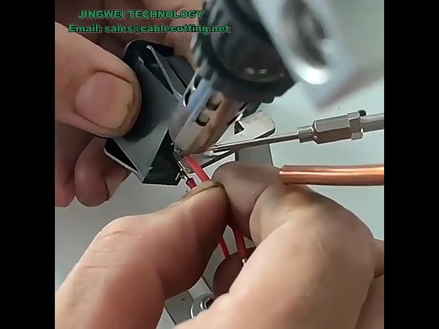 Máy hàn dây bán tự động - Thiết bị hàn bo mạch điện tử chính xác và hiệu quả