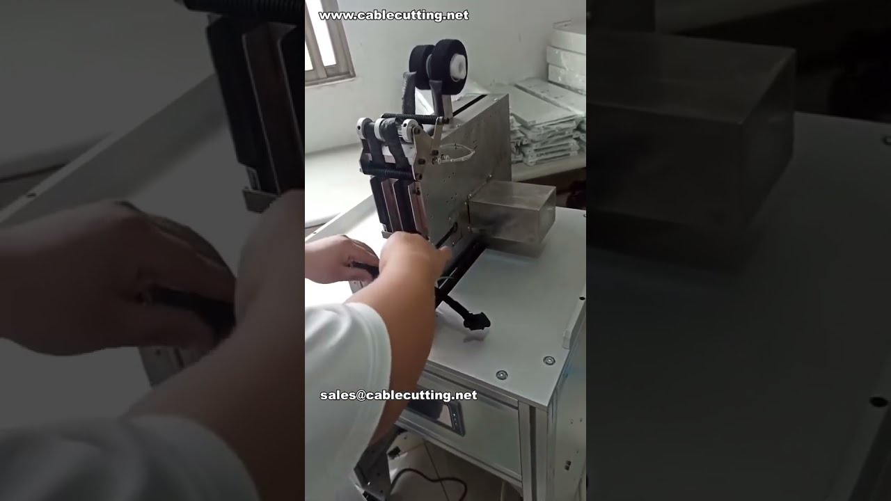Máy Tự Động Dán Băng Keo Kép Trên Cáp Dẹt | Nhà Sản Xuất Chuyên Nghiệp